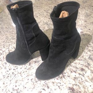 Stretchy Sock booties